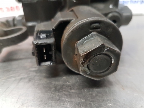 Claas Arion 640, 500, 600, Axion 950 Brake Valve Assy 0021505602, 0021514903 - Válvula de freno para Maquinaria agrícola: foto 3 Claas Arion 640, 500, 600, Axion 950 Brake Valve Assy 0021505602, 0021514903 - Válvula de freno para Maquinaria agrícola: foto 3