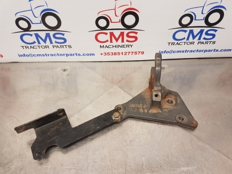 Claas Arion 640, 600 Hexashift, Cmatic Egr Support 0011469870, 11469870 - Motor y piezas para Tractor: foto 1 Claas Arion 640, 600 Hexashift, Cmatic Egr Support 0011469870, 11469870 - Motor y piezas para Tractor: foto 1