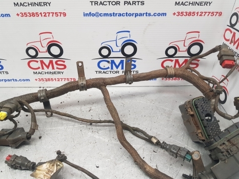 Claas Arion 640 A36 Engine Wiring Loom - Cables/ Alambres para Tractor: foto 5 Claas Arion 640 A36 Engine Wiring Loom - Cables/ Alambres para Tractor: foto 5