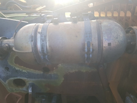 Claas Scorpion 736, 732, 741, 746, 635, 1033 Catalytic Silencer 0019850290 - Silenciador/ Sistema de escape: foto 4 Claas Scorpion 736, 732, 741, 746, 635, 1033 Catalytic Silencer 0019850290 - Silenciador/ Sistema de escape: foto 4