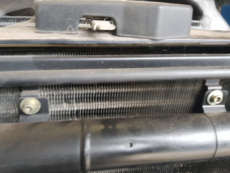 Deutz Agrotron M620 Air Conditioning Condenser Radiator 0.016.1816.4/10 - Pieza de aire acondicionado: foto 2 Deutz Agrotron M620 Air Conditioning Condenser Radiator 0.016.1816.4/10 - Pieza de aire acondicionado: foto 2