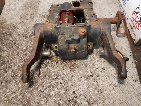 Deutz Dxbis110, 120, 85, 90 Hydraulic Lift Cover Assy 4337465r, 04331256 - Hidráulica para Tractor: foto 3 Deutz Dxbis110, 120, 85, 90 Hydraulic Lift Cover Assy 4337465r, 04331256 - Hidráulica para Tractor: foto 3