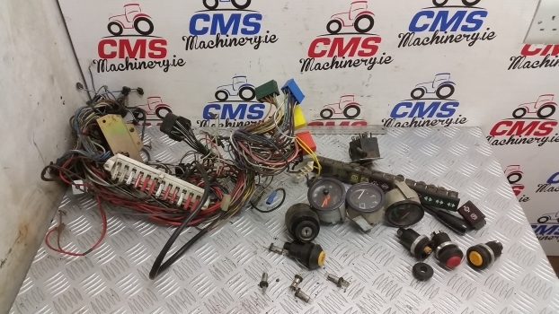 Deutzdx4.70 Electrical Wire, Switches, Fuses, Measuring And Displaying Devices - Sistema eléctrico para Tractor: foto 5 Deutzdx4.70 Electrical Wire, Switches, Fuses, Measuring And Displaying Devices - Sistema eléctrico para Tractor: foto 5
