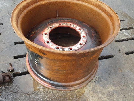 Fendt 724 S4 Massey Ferguson Front Wheel Rim W18x28, Red H718701024018 - Llanta para Tractor: foto 2 Fendt 724 S4 Massey Ferguson Front Wheel Rim W18x28, Red H718701024018 - Llanta para Tractor: foto 2