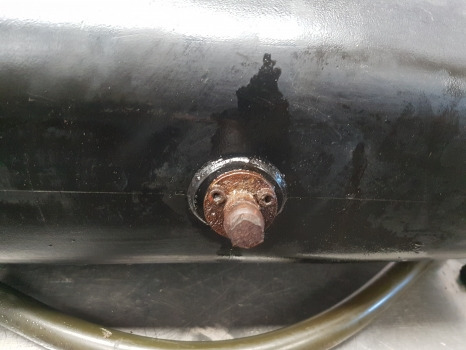 Depósito de combustible Fiat 1180, 140-90, 115-90, 130-90  Fuel Tank 5116290, 5110588, 5121702: foto 10