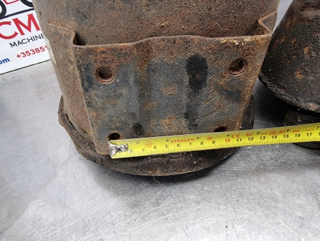 Fiat 1180 Air Filter Housing, Oil Bath Filter 5136558 - Sistema de admisión de aire: foto 5 Fiat 1180 Air Filter Housing, Oil Bath Filter 5136558 - Sistema de admisión de aire: foto 5