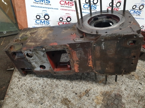Fiat 90-90, 100-90, 110-90 Rear Axle Center Housing 5127408 - Eje posterior para Tractor: foto 2 Fiat 90-90, 100-90, 110-90 Rear Axle Center Housing 5127408 - Eje posterior para Tractor: foto 2