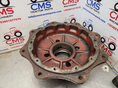 Fiat 980, 90-90, 100-90, 110-90 Front Axle Hub Bolt Plate 4996764, 4996776 - Eje delantero: foto 2 Fiat 980, 90-90, 100-90, 110-90 Front Axle Hub Bolt Plate 4996764, 4996776 - Eje delantero: foto 2
