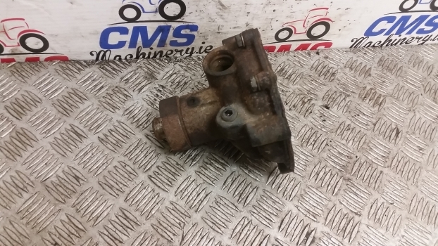 Fiat Ford 30, 10s, 35, F, F Dt F130, F120, F110, F140 Water Pump 98497117 - Bomba de refrigerante para Tractor: foto 4 Fiat Ford 30, 10s, 35, F, F Dt F130, F120, F110, F140 Water Pump 98497117 - Bomba de refrigerante para Tractor: foto 4