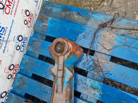 Ford 10 S Front Carraro 709/19s2 Front Axle Beam Housing 18738 Car121002 - Eje delantero: foto 5 Ford 10 S Front Carraro 709/19s2 Front Axle Beam Housing 18738 Car121002 - Eje delantero: foto 5