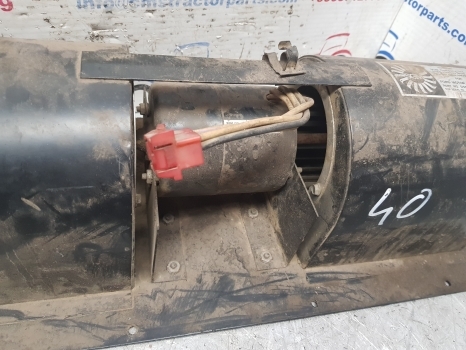 Ford 10, Tw, 600 Series Cab Fan Blow Motor Parts D5nn18456a, E0nn18456ba - Ventilador de habitáculo para Tractor: foto 3 Ford 10, Tw, 600 Series Cab Fan Blow Motor Parts D5nn18456a, E0nn18456ba - Ventilador de habitáculo para Tractor: foto 3