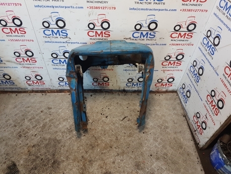 Ford 4600, 5000, 4140, 3600 Nose Cone For Wer Air Cleaner D4nn8n202d, D4nn8n202m - Carrocería y exterior para Tractor: foto 1 Ford 4600, 5000, 4140, 3600 Nose Cone For Wer Air Cleaner D4nn8n202d, D4nn8n202m - Carrocería y exterior para Tractor: foto 1