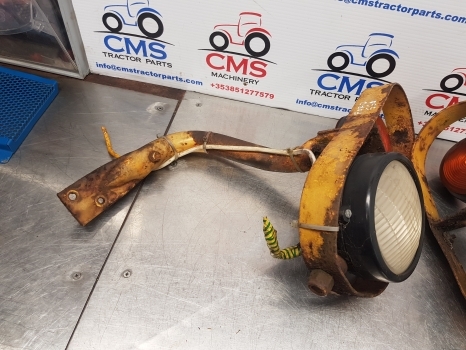 Ford 550, 555, 655 Working Lighs Assembly 83930993, E1nn13n083bc12z - Luz/ Iluminación para Retroexcavadora: foto 4 Ford 550, 555, 655 Working Lighs Assembly 83930993, E1nn13n083bc12z - Luz/ Iluminación para Retroexcavadora: foto 4