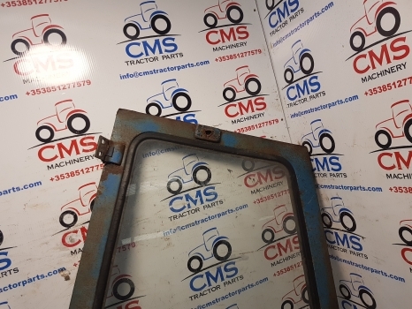 Ford 7600, 7710, 6600 Tw10, Tw20 Q Cab Door Right Assembly Rusty D8nn9420124bc - Puerta y piezas para Tractor: foto 4 Ford 7600, 7710, 6600 Tw10, Tw20 Q Cab Door Right Assembly Rusty D8nn9420124bc - Puerta y piezas para Tractor: foto 4