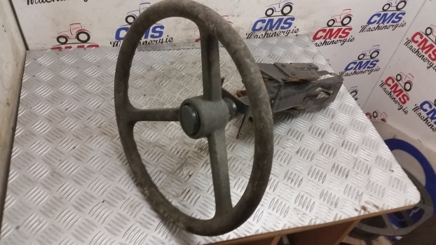 Ford 7840, 40 Series Steering Column Assembly With Steering Wheel 82009382 - Volante para Tractor: foto 3 Ford 7840, 40 Series Steering Column Assembly With Steering Wheel 82009382 - Volante para Tractor: foto 3