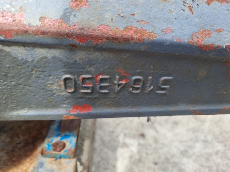 Ford 8240, 8340, 7840, Fiat M, Front Axle Beam With Differential Assy 5164350 - Eje y piezas: foto 2 Ford 8240, 8340, 7840, Fiat M, Front Axle Beam With Differential Assy 5164350 - Eje y piezas: foto 2