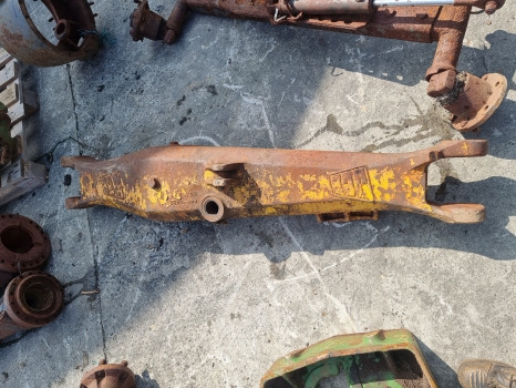 Jcb 3cx, 4cx, Front Axle Housing Beam 448/04801p, 448/04801, 44805001 - Eje delantero: foto 1 Jcb 3cx, 4cx, Front Axle Housing Beam 448/04801p, 448/04801, 44805001 - Eje delantero: foto 1