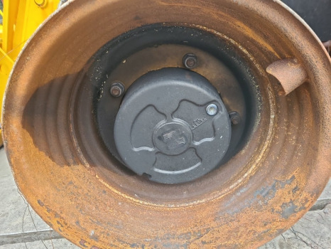 Jcb 542-70 Ag Sd70 Front Axle Hub Lhs Complete 453/23110, 453/23103 - Eje delantero: foto 1 Jcb 542-70 Ag Sd70 Front Axle Hub Lhs Complete 453/23110, 453/23103 - Eje delantero: foto 1