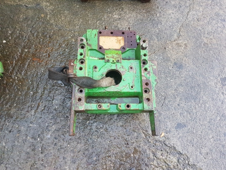 John Deere 5820, 6400, 6100, 6200, 6300, 6500 Rear Pto Housing L76333, Al76176 - Transmisión: foto 5 John Deere 5820, 6400, 6100, 6200, 6300, 6500 Rear Pto Housing L76333, Al76176 - Transmisión: foto 5