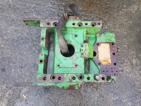 John Deere 5820, 6400, 6100, 6200, 6300, 6500 Rear Pto Housing L76333, Al76176 - Transmisión: foto 2 John Deere 5820, 6400, 6100, 6200, 6300, 6500 Rear Pto Housing L76333, Al76176 - Transmisión: foto 2