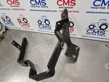 John Deere 6145r, 6r Series, Fuse Box Bracket, Foot Step Bracket Al226175 - Relé: foto 5 John Deere 6145r, 6r Series, Fuse Box Bracket, Foot Step Bracket Al226175 - Relé: foto 5