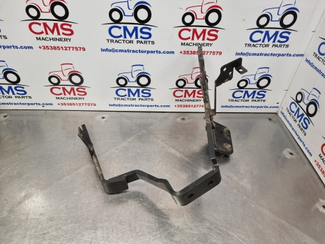John Deere 6145r, 6r Series, Fuse Box Bracket, Foot Step Bracket Al226175 - Relé: foto 1 John Deere 6145r, 6r Series, Fuse Box Bracket, Foot Step Bracket Al226175 - Relé: foto 1