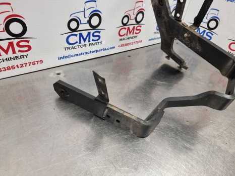 John Deere 6145r, 6r Series, Fuse Box Bracket, Foot Step Bracket Al226175 - Relé: foto 3 John Deere 6145r, 6r Series, Fuse Box Bracket, Foot Step Bracket Al226175 - Relé: foto 3