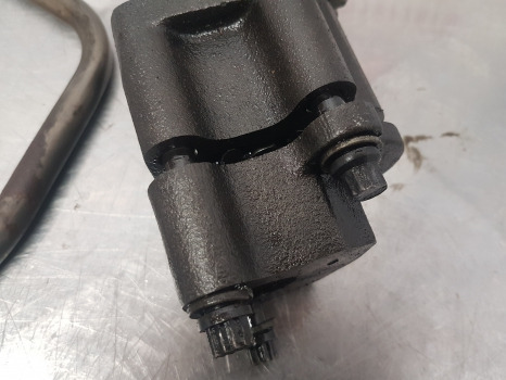 John Deere 6200, 2140, 2130 Engine Oil Pump And Gear Re35685, T20298, Ar59621 - Bomba de aceite para Maquinaria agrícola: foto 4 John Deere 6200, 2140, 2130 Engine Oil Pump And Gear Re35685, T20298, Ar59621 - Bomba de aceite para Maquinaria agrícola: foto 4