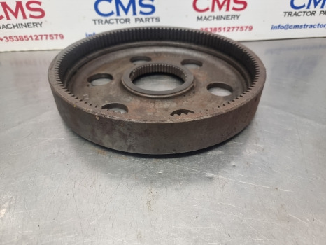 John Deere 6900, 6800, 6105, 6930, 6830, 7800, 7710 Ring Gear R101173 - Transmisión: foto 2 John Deere 6900, 6800, 6105, 6930, 6830, 7800, 7710 Ring Gear R101173 - Transmisión: foto 2