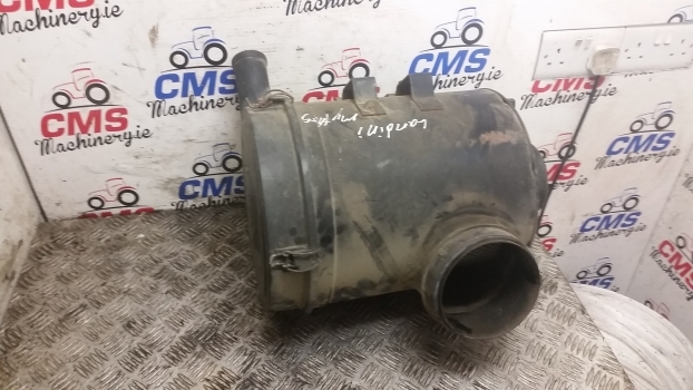 Landini Mythos Series 110, 115 Engine Air Filter Housing 3670486m92 - Filtro de aire para Tractor: foto 3 Landini Mythos Series 110, 115 Engine Air Filter Housing 3670486m92 - Filtro de aire para Tractor: foto 3