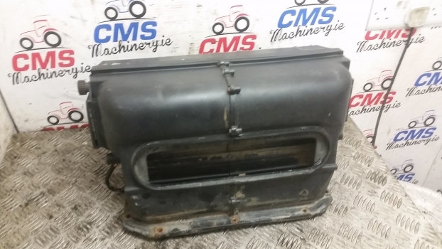 Landini Mythos Series 115 Cab Air Cleaner Box 3657825m91 - Filtro de cabina para Tractor: foto 5 Landini Mythos Series 115 Cab Air Cleaner Box 3657825m91 - Filtro de cabina para Tractor: foto 5