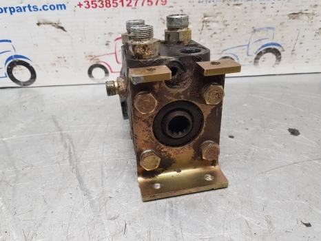 Manitou Mlt634-120lsu Steering Motor Orbital Unit 150-3134, Ospc200ls, 167d3713 - Dirección para Manipulador telescópico: foto 2 Manitou Mlt634-120lsu Steering Motor Orbital Unit 150-3134, Ospc200ls, 167d3713 - Dirección para Manipulador telescópico: foto 2