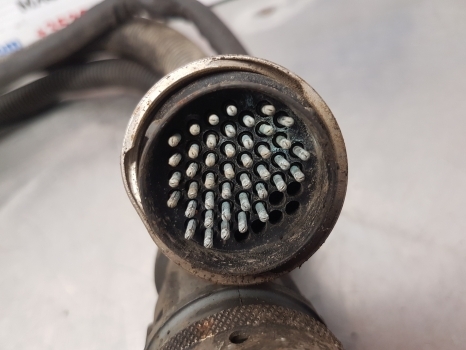 Manitou Mrt 2540 Eletrical Cables Connector Parts Only 659972, 672299, 657183 - Cables/ Alambres para Manipulador telescópico: foto 4 Manitou Mrt 2540 Eletrical Cables Connector Parts Only 659972, 672299, 657183 - Cables/ Alambres para Manipulador telescópico: foto 4
