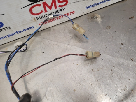 Massey Ferguson 4355, 4255, 4245 Cab Roof Wiring Loom Roof Wiring Loom - Cables/ Alambres: foto 5 Massey Ferguson 4355, 4255, 4245 Cab Roof Wiring Loom Roof Wiring Loom - Cables/ Alambres: foto 5
