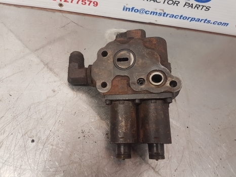 Massey Ferguson 5455 Hydraulic Pressure Valve Body 3794879m3 - Válvula hidráulica para Tractor: foto 3 Massey Ferguson 5455 Hydraulic Pressure Valve Body 3794879m3 - Válvula hidráulica para Tractor: foto 3