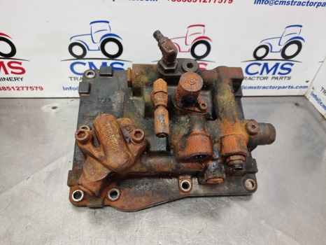 Massey Ferguson 5612, 5400, 5600, 5700, 6700 Hydraulic Pump Cover 4313856m1 - Hidráulica: foto 1 Massey Ferguson 5612, 5400, 5600, 5700, 6700 Hydraulic Pump Cover 4313856m1 - Hidráulica: foto 1