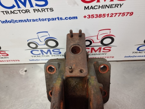 Massey Ferguson 5612, 5400, 5600, 5700, Top Link Bracket 4361776m1, 4361662h01 - Suspensión: foto 4 Massey Ferguson 5612, 5400, 5600, 5700, Top Link Bracket 4361776m1, 4361662h01 - Suspensión: foto 4