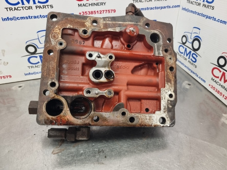 Massey Ferguson 5612, 5600 Hydraulic Valve Cover 4305800h1, 4360782m1 - Hidráulica: foto 5 Massey Ferguson 5612, 5600 Hydraulic Valve Cover 4305800h1, 4360782m1 - Hidráulica: foto 5