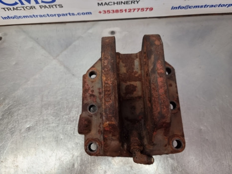 Massey Ferguson 6180, 6170, 3000, 6000 Series, Top Link Bracket 3382015m2 - Suspensión: foto 3 Massey Ferguson 6180, 6170, 3000, 6000 Series, Top Link Bracket 3382015m2 - Suspensión: foto 3