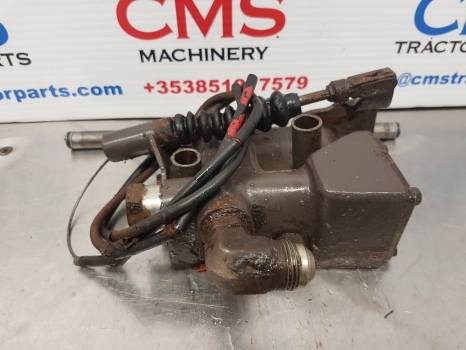 Massey Ferguson 675, 399, 372n, 375, 4225, 4255 Hydraulic Valve Assy 1679099m95 - Válvula hidráulica para Tractor: foto 2 Massey Ferguson 675, 399, 372n, 375, 4225, 4255 Hydraulic Valve Assy 1679099m95 - Válvula hidráulica para Tractor: foto 2