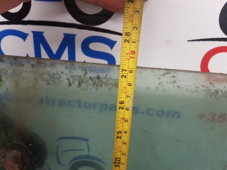 Ventana y piezas Massey Ferguson 690, 698, 699 Cab Side Window Glass Tg1249, 3302705m4, 3301819m1: foto 8