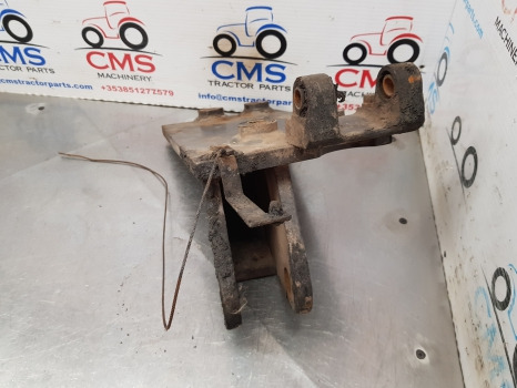 Massey Ferguson 7s.180, 6615, 7714, 6715, 7716 Stabiliser Bracket Lh 4313924m92 - Suspensión: foto 3 Massey Ferguson 7s.180, 6615, 7714, 6715, 7716 Stabiliser Bracket Lh 4313924m92 - Suspensión: foto 3