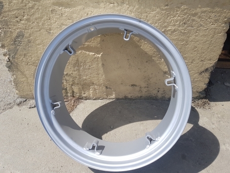 Massey Ferguson, Fordson, Ford, David Brown, International Rear Wheel Rim W10x28 - Llanta para Tractor: foto 4 Massey Ferguson, Fordson, Ford, David Brown, International Rear Wheel Rim W10x28 - Llanta para Tractor: foto 4