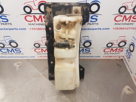 New Holland Case Maxxum Windshield Washer Reservoir 82030995, 82030996, 82030994 - Carrocería y exterior para Tractor: foto 3 New Holland Case Maxxum Windshield Washer Reservoir 82030995, 82030996, 82030994 - Carrocería y exterior para Tractor: foto 3