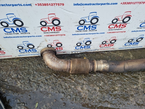 New Holland T5.120, T5.110, T5.100 Exhaust System Pipe 47458360 - Silenciador/ Sistema de escape: foto 3 New Holland T5.120, T5.110, T5.100 Exhaust System Pipe 47458360 - Silenciador/ Sistema de escape: foto 3