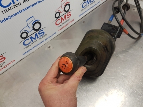 New Holland T5.95, T5 Case Farmall Transmission Shift Control Assy 84583493 - Palanca de cambio para Tractor: foto 3 New Holland T5.95, T5 Case Farmall Transmission Shift Control Assy 84583493 - Palanca de cambio para Tractor: foto 3