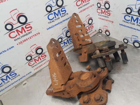Guardabarros New Holland T5040, T5000, T5 Series Front Mudguard Bracket Support Kit Lhs, Rhs: foto 8