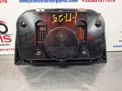 New Holland Tm, Tm135 Series Instrument Cluster, Clocks 82024007, 87749728 - Sistema eléctrico: foto 4 New Holland Tm, Tm135 Series Instrument Cluster, Clocks 82024007, 87749728 - Sistema eléctrico: foto 4