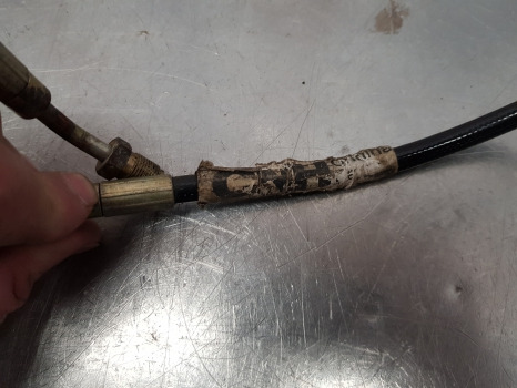 New Holland Tm175, Tm190, Mxm175, Mxm190 Brake Line 5196324 - Línea/ Manguera de freno para Maquinaria agrícola: foto 3 New Holland Tm175, Tm190, Mxm175, Mxm190 Brake Line 5196324 - Línea/ Manguera de freno para Maquinaria agrícola: foto 3