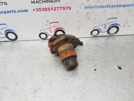 Same Deutz Lamborghini Rubin 120 Front Axle King Pin Top 0.010.4626.0/20 - Eje delantero para Tractor: foto 2 Same Deutz Lamborghini Rubin 120 Front Axle King Pin Top 0.010.4626.0/20 - Eje delantero para Tractor: foto 2